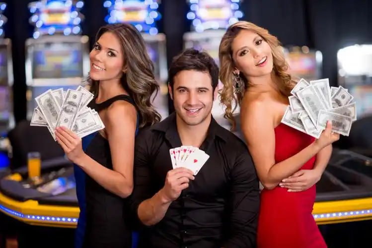 nnk77 Sportsbook မိုဘိုင်း APP ဖြင့် ကစားနေမှု